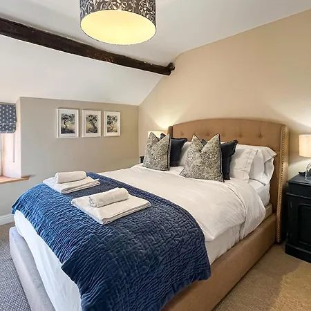 Stonecroft Middleton (North Yorkshire)